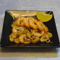 Camarões e champignons ao alho